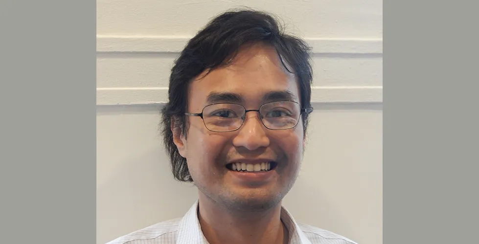 Headshot of Khanh Dinh