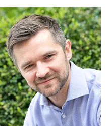 Headshot of Karol Nowicki-Osuch
