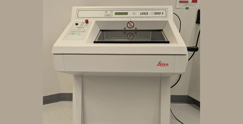 Leica CM3050 S Research Cryostat
